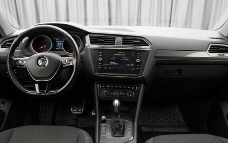 Volkswagen Tiguan II, 2019 год, 2 450 000 рублей, 8 фотография