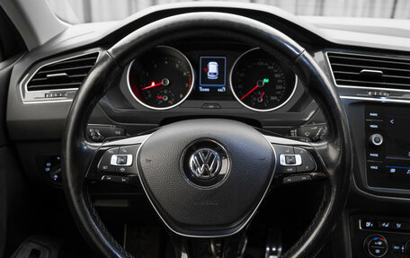 Volkswagen Tiguan II, 2019 год, 2 450 000 рублей, 10 фотография