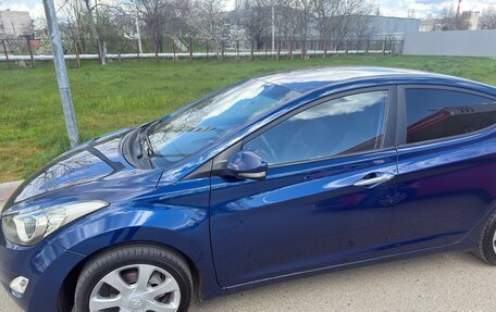 Hyundai Avante, 2011 год, 925 000 рублей, 5 фотография