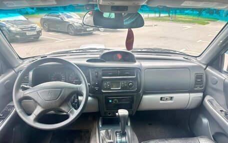 Mitsubishi Pajero Sport II рестайлинг, 2005 год, 875 000 рублей, 18 фотография