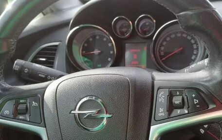 Opel Astra J, 2011 год, 755 000 рублей, 30 фотография