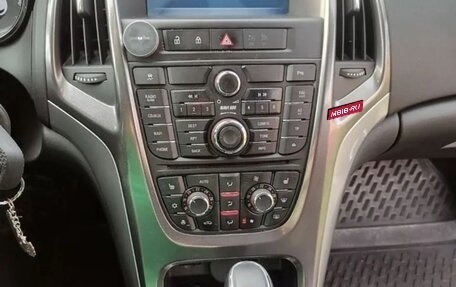 Opel Astra J, 2011 год, 755 000 рублей, 29 фотография