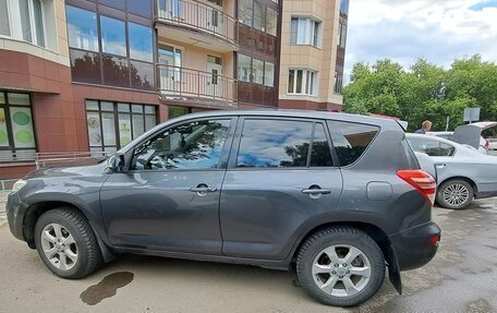 Toyota RAV4, 2010 год, 1 300 000 рублей, 2 фотография