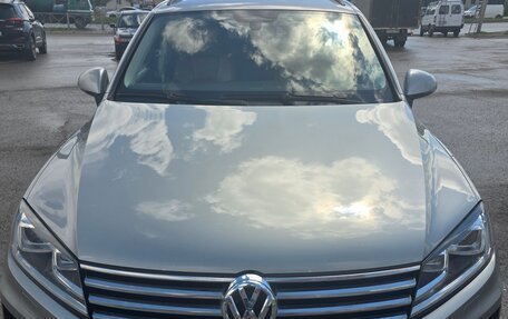 Volkswagen Touareg III, 2015 год, 2 475 000 рублей, 3 фотография