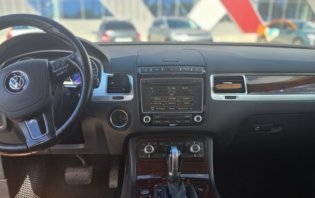 Volkswagen Touareg III, 2015 год, 2 475 000 рублей, 9 фотография