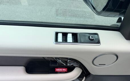 Land Rover Range Rover IV рестайлинг, 2019 год, 7 650 000 рублей, 36 фотография