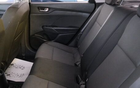 Hyundai Solaris II рестайлинг, 2017 год, 1 299 000 рублей, 22 фотография