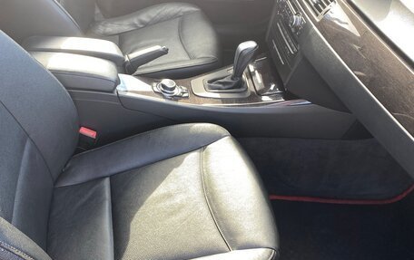 BMW 3 серия, 2011 год, 1 260 000 рублей, 9 фотография