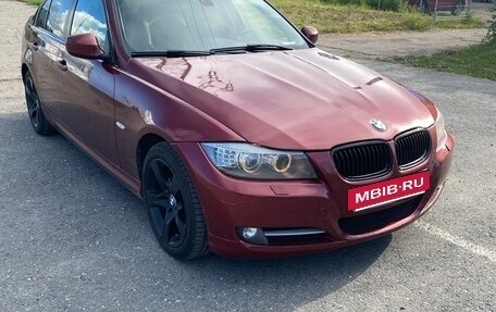 BMW 3 серия, 2011 год, 1 260 000 рублей, 3 фотография