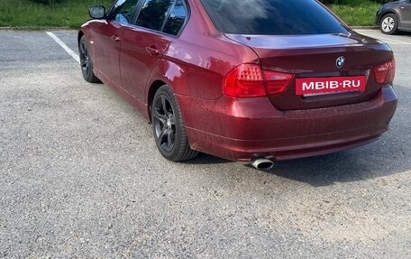 BMW 3 серия, 2011 год, 1 260 000 рублей, 8 фотография