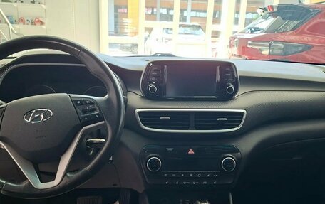 Hyundai Tucson III, 2019 год, 2 270 000 рублей, 14 фотография
