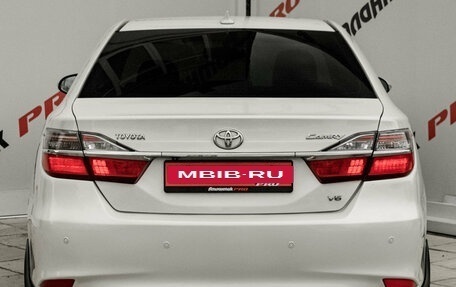 Toyota Camry, 2017 год, 2 860 000 рублей, 5 фотография