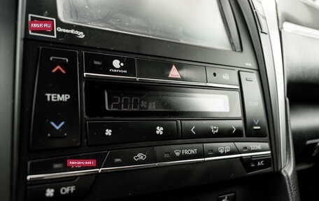 Toyota Camry, 2017 год, 2 860 000 рублей, 19 фотография