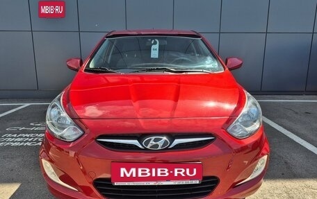 Hyundai Solaris II рестайлинг, 2011 год, 840 000 рублей, 2 фотография
