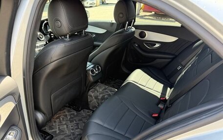 Mercedes-Benz C-Класс, 2017 год, 1 700 000 рублей, 24 фотография