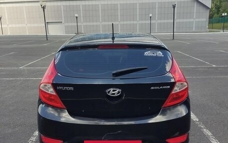 Hyundai Solaris II рестайлинг, 2013 год, 800 000 рублей, 6 фотография
