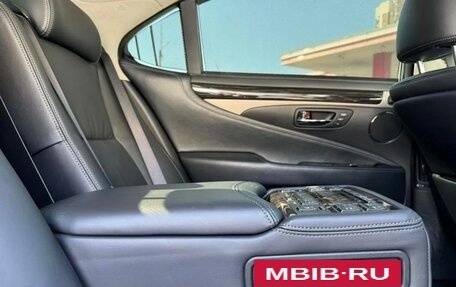 Lexus LS IV, 2013 год, 3 250 000 рублей, 16 фотография