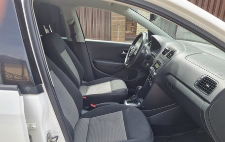 Volkswagen Polo VI (EU Market), 2012 год, 825 000 рублей, 15 фотография