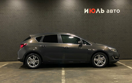 Opel Astra J, 2013 год, 999 000 рублей, 4 фотография