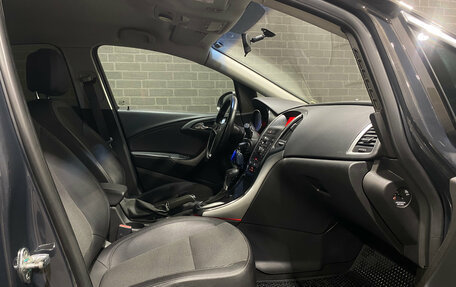 Opel Astra J, 2013 год, 999 000 рублей, 9 фотография