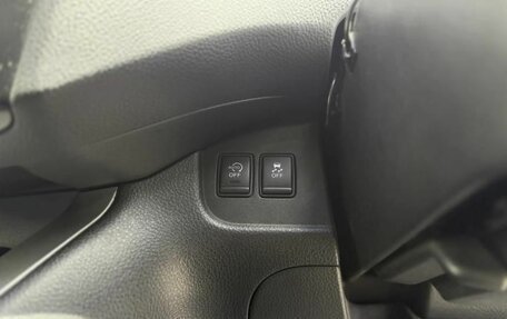 Nissan Serena IV, 2016 год, 1 650 000 рублей, 16 фотография
