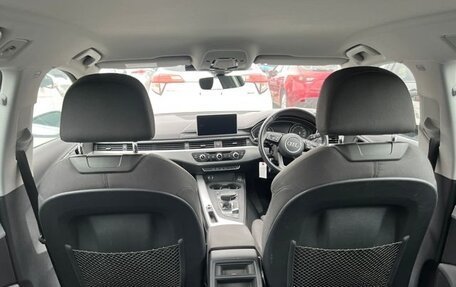 Audi A4, 2016 год, 1 570 000 рублей, 15 фотография