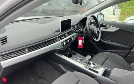 Audi A4, 2016 год, 1 570 000 рублей, 11 фотография
