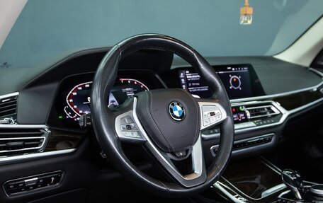 BMW X7, 2019 год, 6 090 000 рублей, 18 фотография
