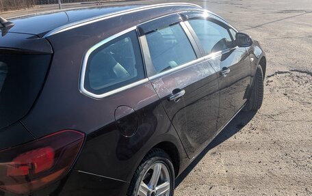Opel Astra J, 2013 год, 620 000 рублей, 4 фотография