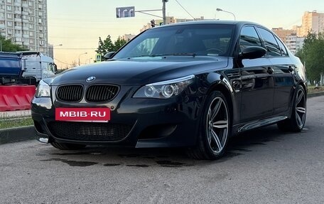BMW 5 серия, 2005 год, 2 200 000 рублей, 14 фотография