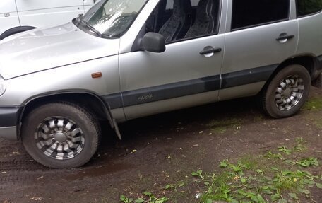 Chevrolet Niva I рестайлинг, 2003 год, 273 000 рублей, 10 фотография