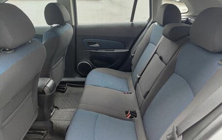 Chevrolet Cruze II, 2015 год, 999 800 рублей, 15 фотография