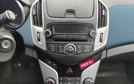 Chevrolet Cruze II, 2015 год, 999 800 рублей, 18 фотография