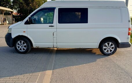 Volkswagen Transporter T5 рестайлинг, 2007 год, 900 000 рублей, 3 фотография