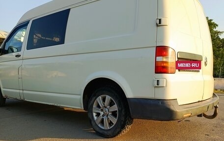 Volkswagen Transporter T5 рестайлинг, 2007 год, 900 000 рублей, 12 фотография