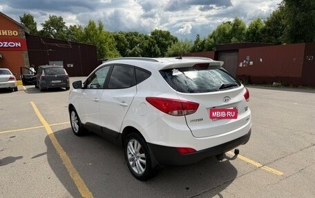 Hyundai ix35 I рестайлинг, 2011 год, 990 000 рублей, 4 фотография