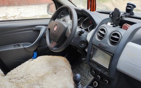 Renault Duster I рестайлинг, 2016 год, 1 000 000 рублей, 5 фотография