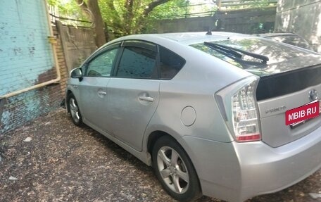 Toyota Prius, 2009 год, 735 000 рублей, 2 фотография