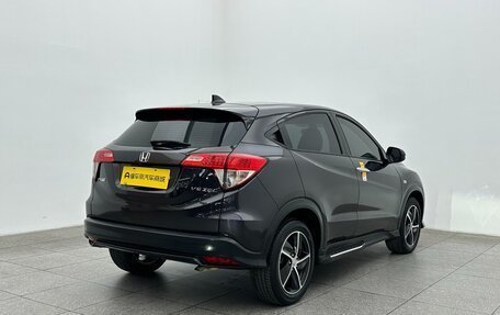 Honda Vezel, 2021 год, 1 300 000 рублей, 5 фотография