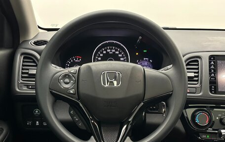 Honda Vezel, 2021 год, 1 300 000 рублей, 12 фотография