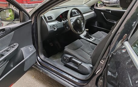 Volkswagen Passat B6, 2007 год, 450 000 рублей, 2 фотография