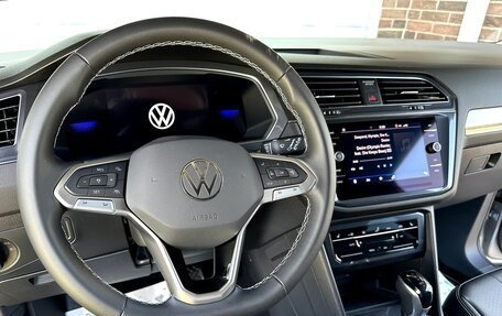 Volkswagen Tiguan II, 2023 год, 3 290 000 рублей, 7 фотография