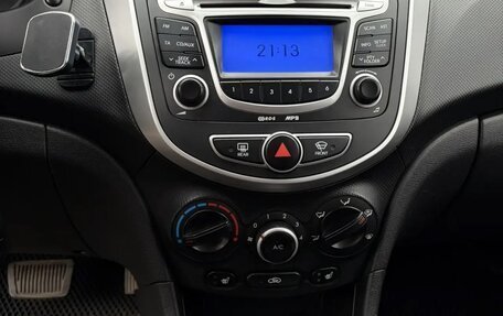 Hyundai Solaris II рестайлинг, 2012 год, 875 000 рублей, 7 фотография
