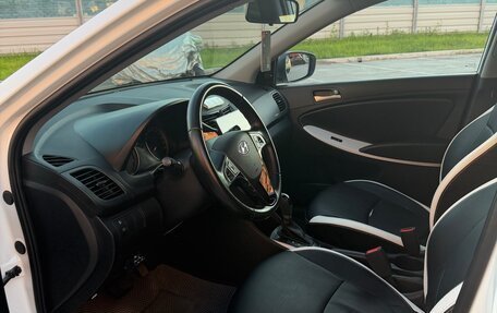 Hyundai Solaris II рестайлинг, 2016 год, 1 090 000 рублей, 8 фотография