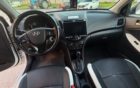 Hyundai Solaris II рестайлинг, 2016 год, 1 090 000 рублей, 10 фотография