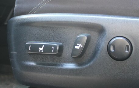 Toyota Land Cruiser Prado 150 рестайлинг 2, 2014 год, 3 519 000 рублей, 10 фотография