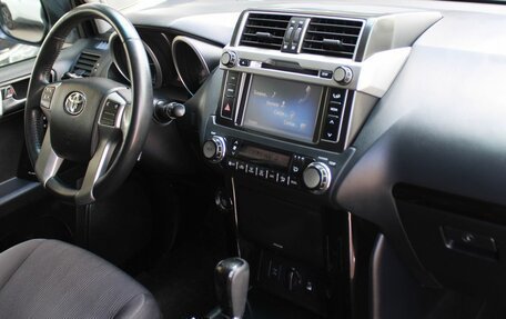 Toyota Land Cruiser Prado 150 рестайлинг 2, 2014 год, 3 519 000 рублей, 24 фотография