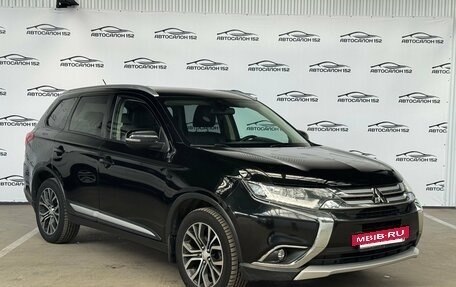 Mitsubishi Outlander III рестайлинг 3, 2015 год, 1 699 000 рублей, 2 фотография
