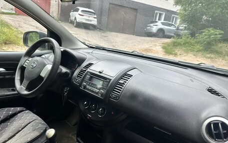 Nissan Note II рестайлинг, 2013 год, 385 000 рублей, 9 фотография