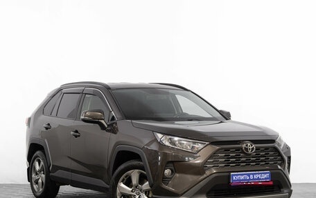 Toyota RAV4, 2021 год, 3 599 000 рублей, 1 фотография